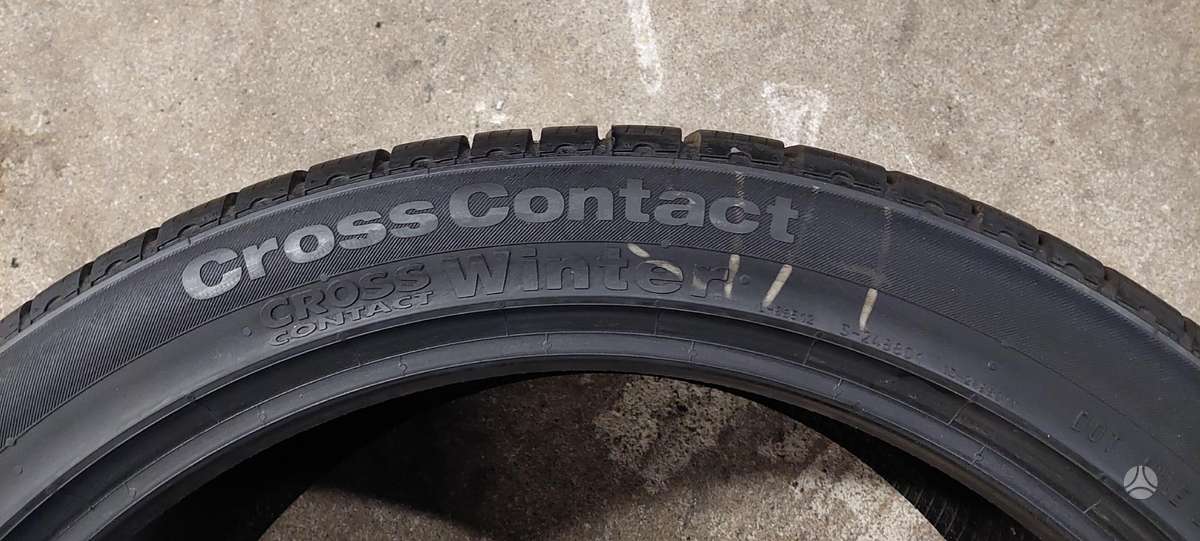 Continental, winter 275/40 R22