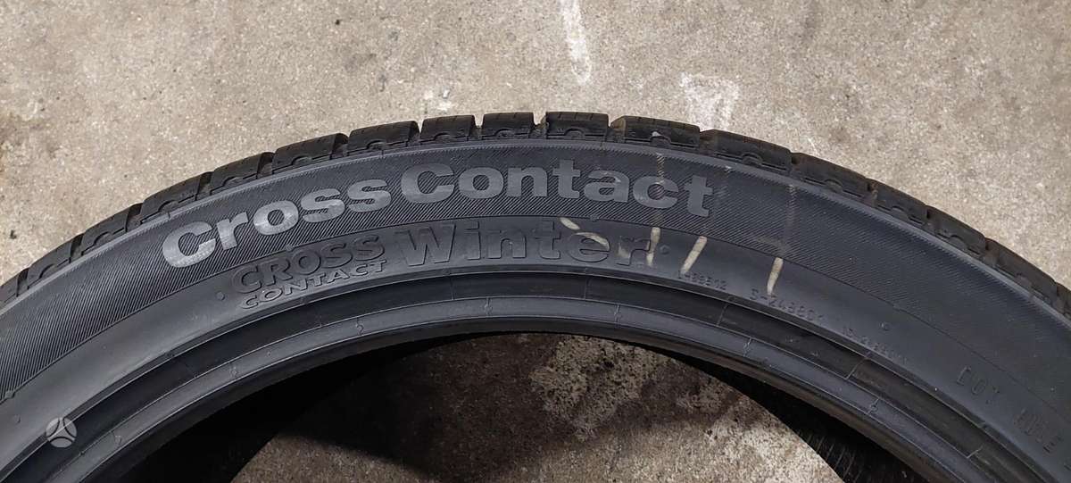 Continental, зимние 275/40 R22
