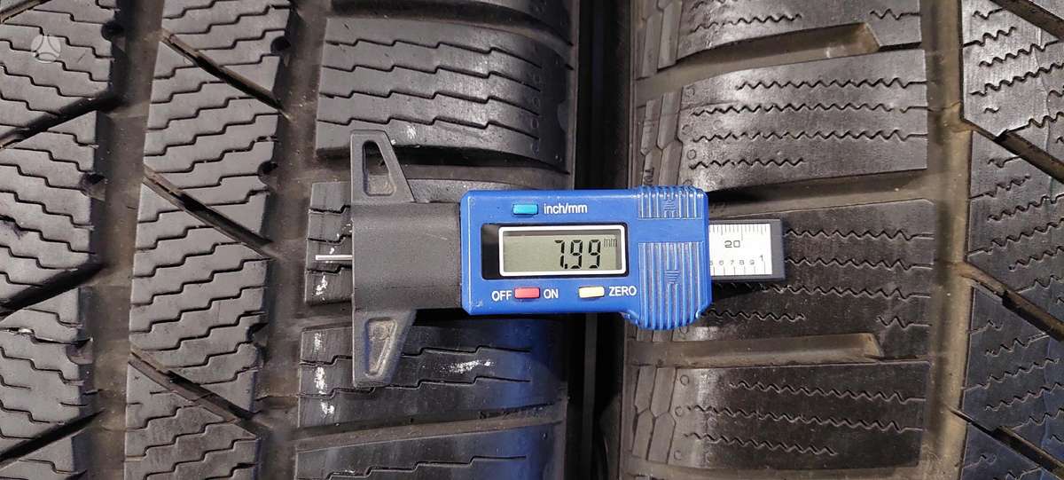 Continental, зимние 275/40 R22