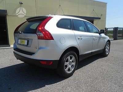 Volvo XC60 kėbulo dalys