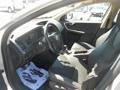 Volvo XC60 kėbulo dalys