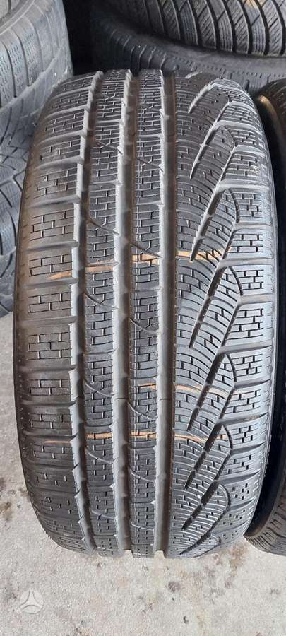 Pirelli, winter 245/35 R19