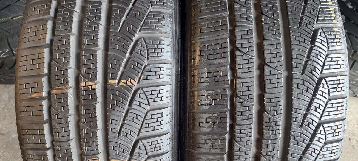 Pirelli, зимние 245/35 R19