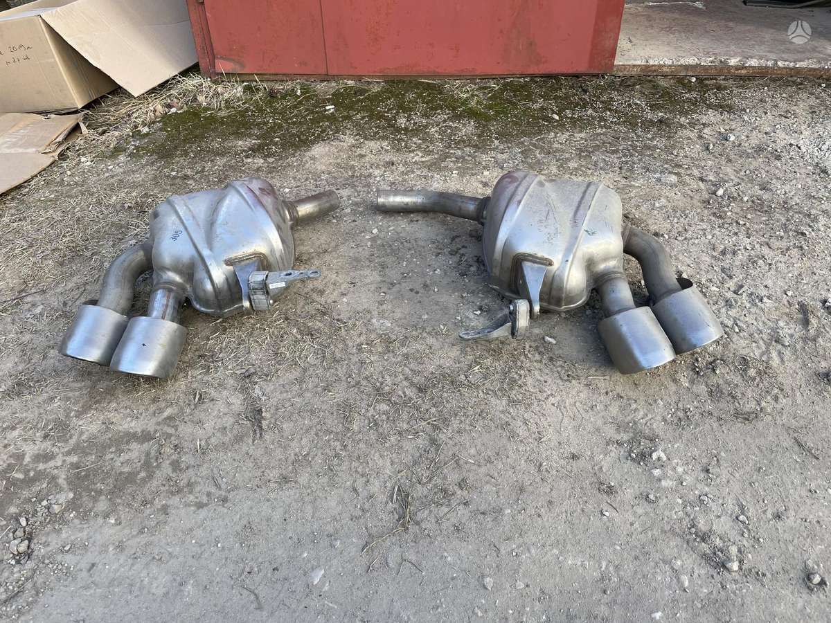 Porsche Macan kėbulo dalys