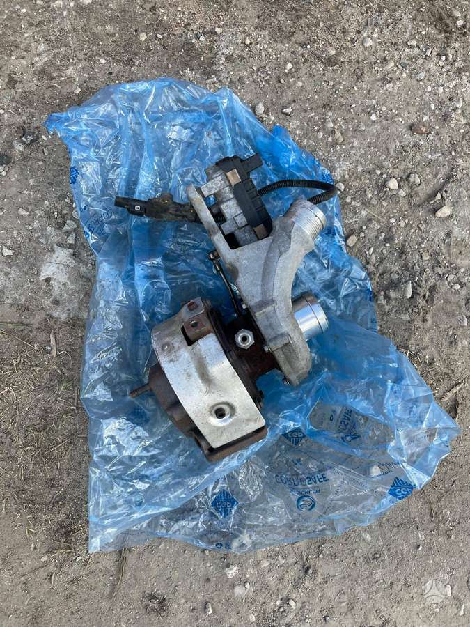 Porsche Macan body parts
