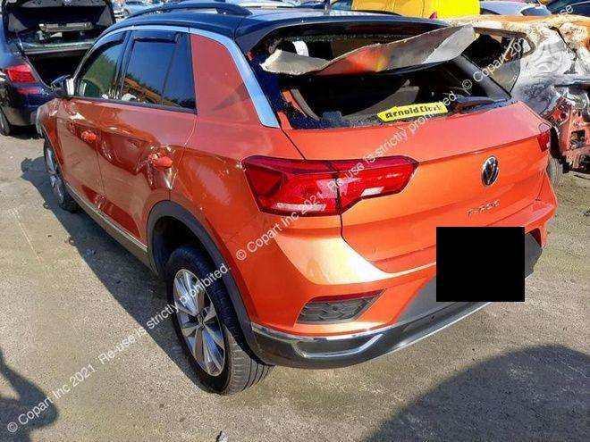 Volkswagen T-Roc по частям