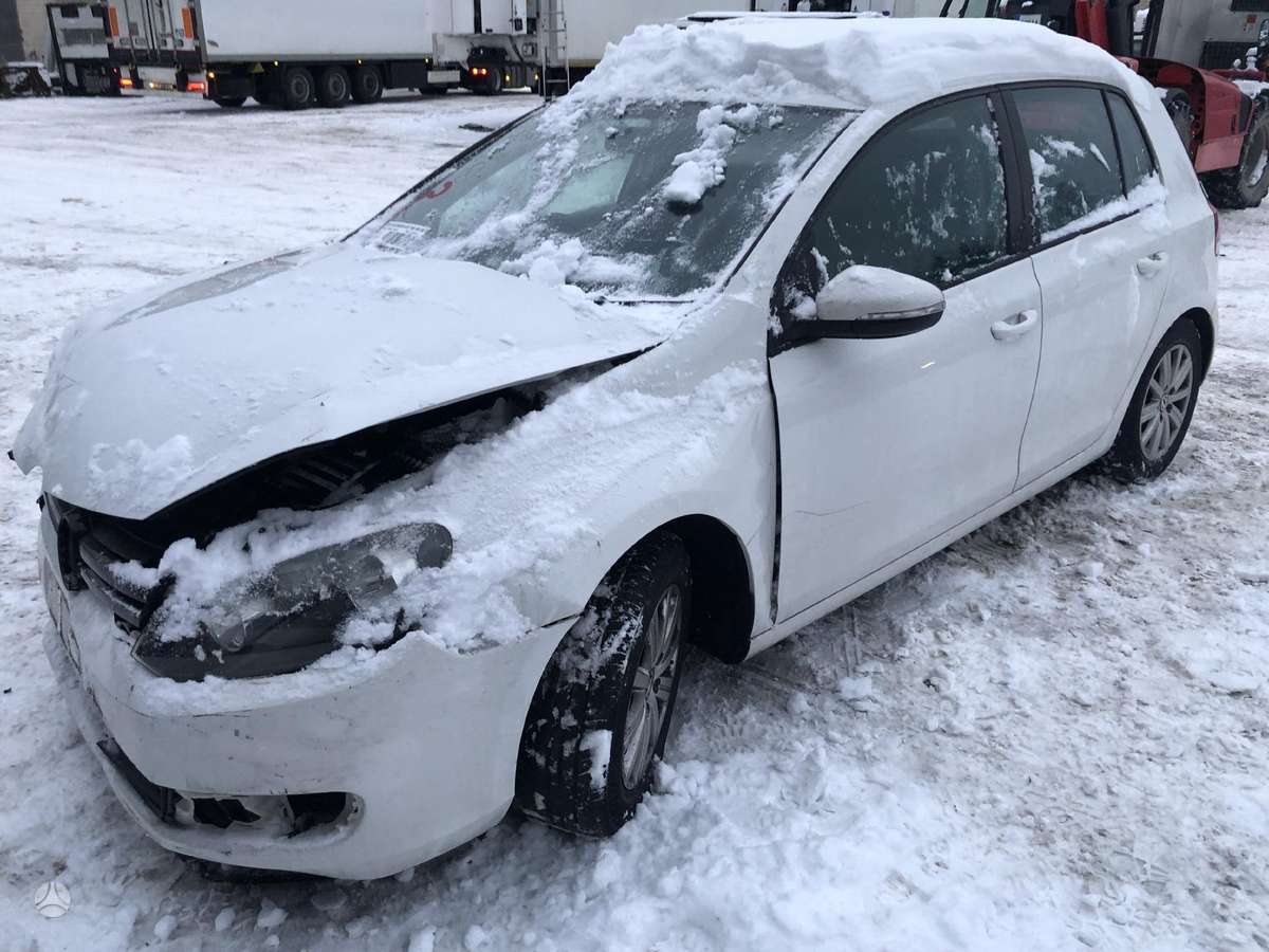 Volkswagen Golf rezerves daļās