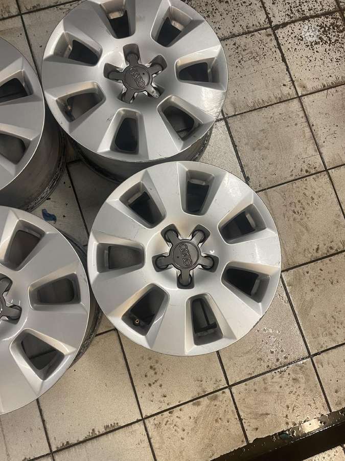 Audi Audi, light alloy, R16
