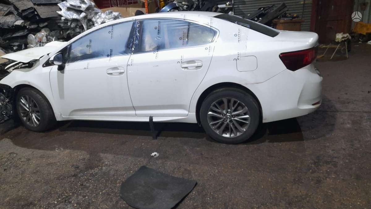 Toyota Avensis, 1WW / N47C16A