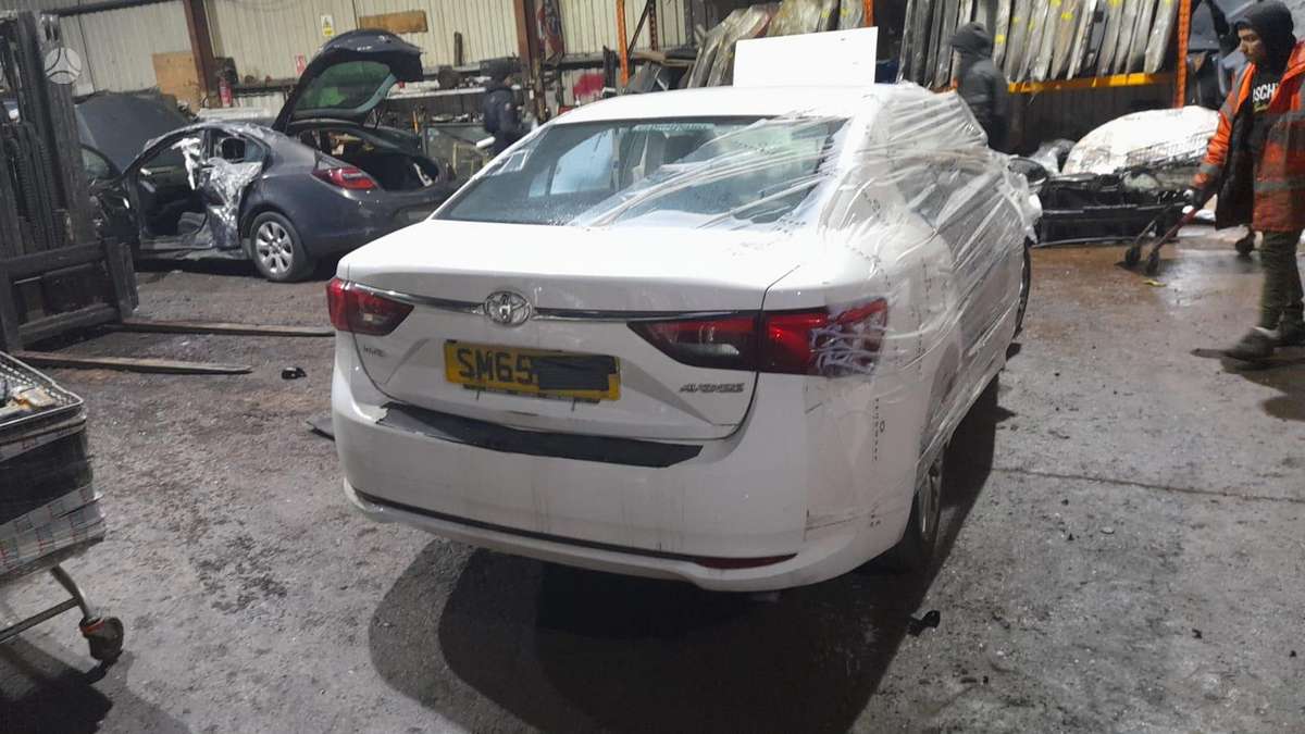 Toyota Avensis, 1WW / N47C16A