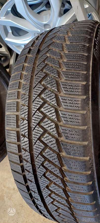 Continental, winter 215/45 R18