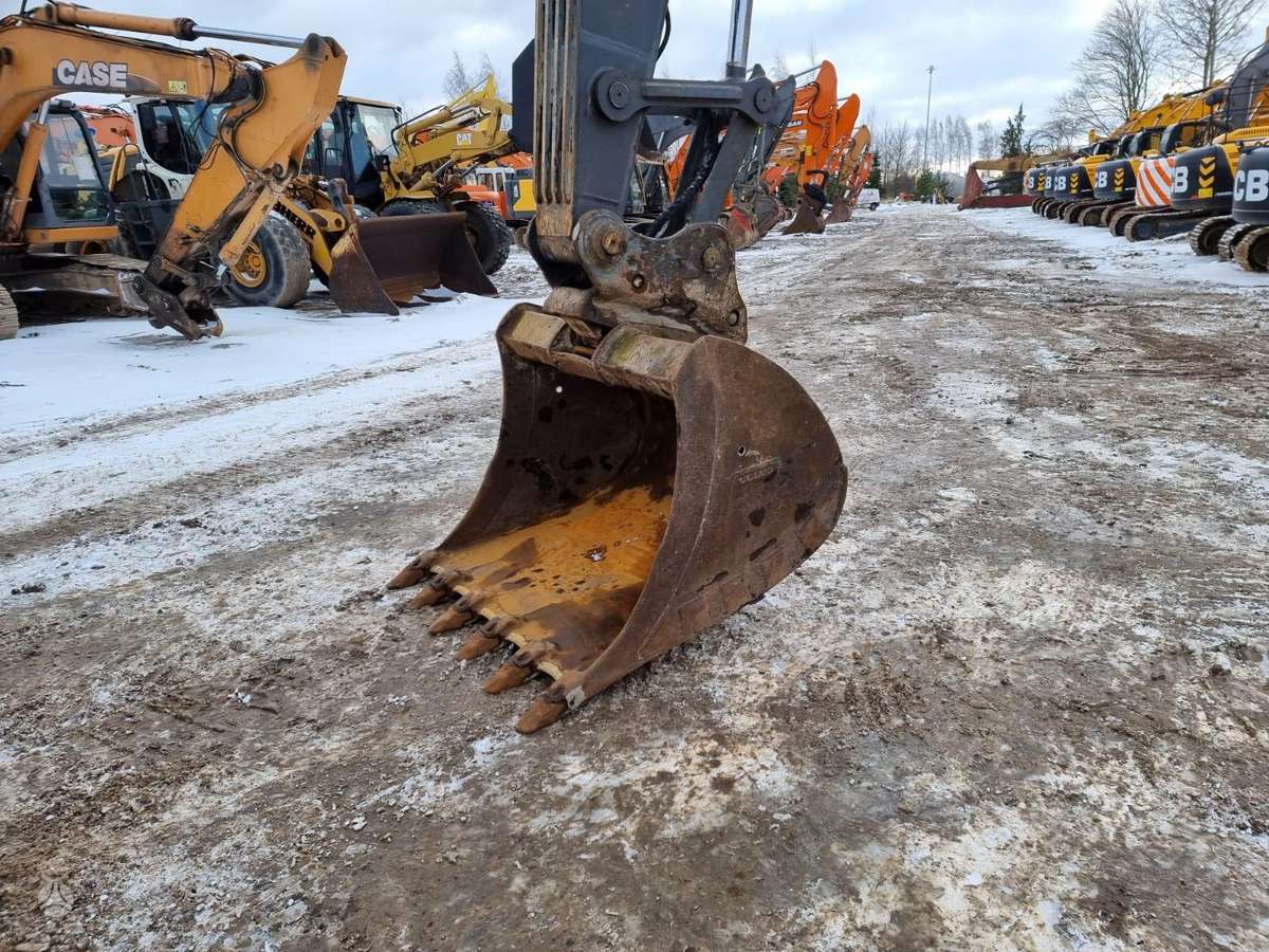 Volvo EC160DL, экскаваторы