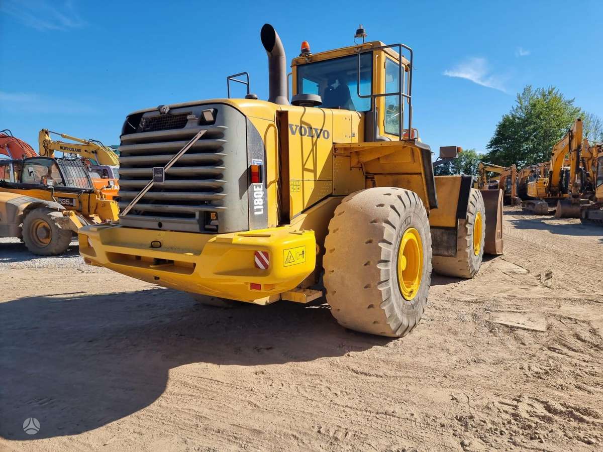 Volvo L180E, frontal loader