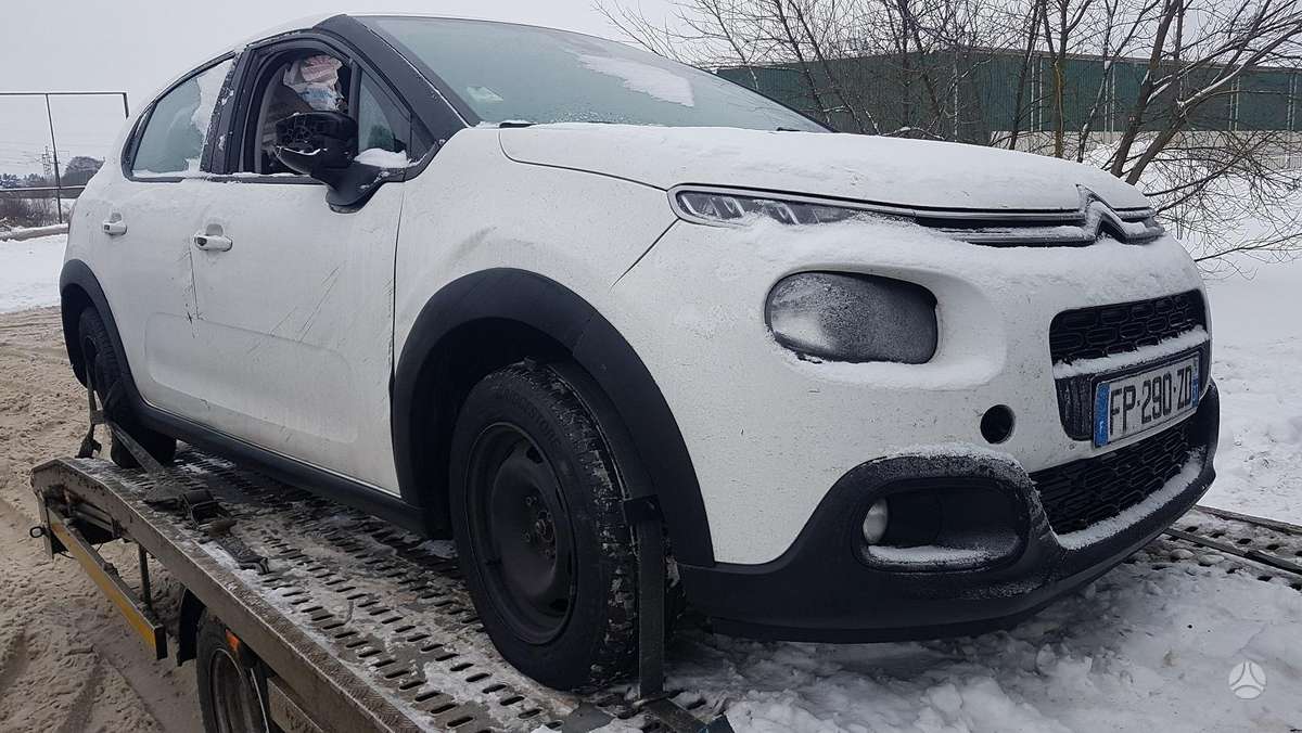 Citroen C3 Engine dv5rd yhy gearbox 20etfj