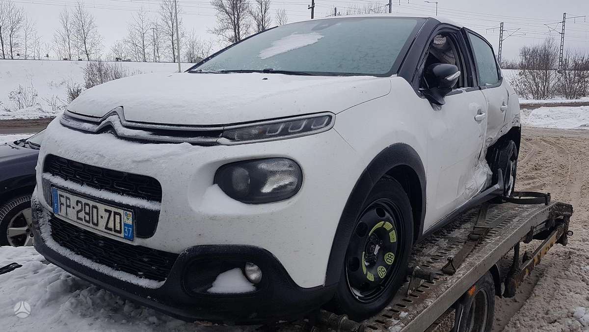 Citroen C3 Engine dv5rd yhy gearbox 20etfj