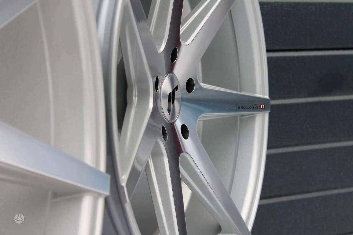 Japan Racing JR20 Silver Deep Concave, легкосплавные , R20