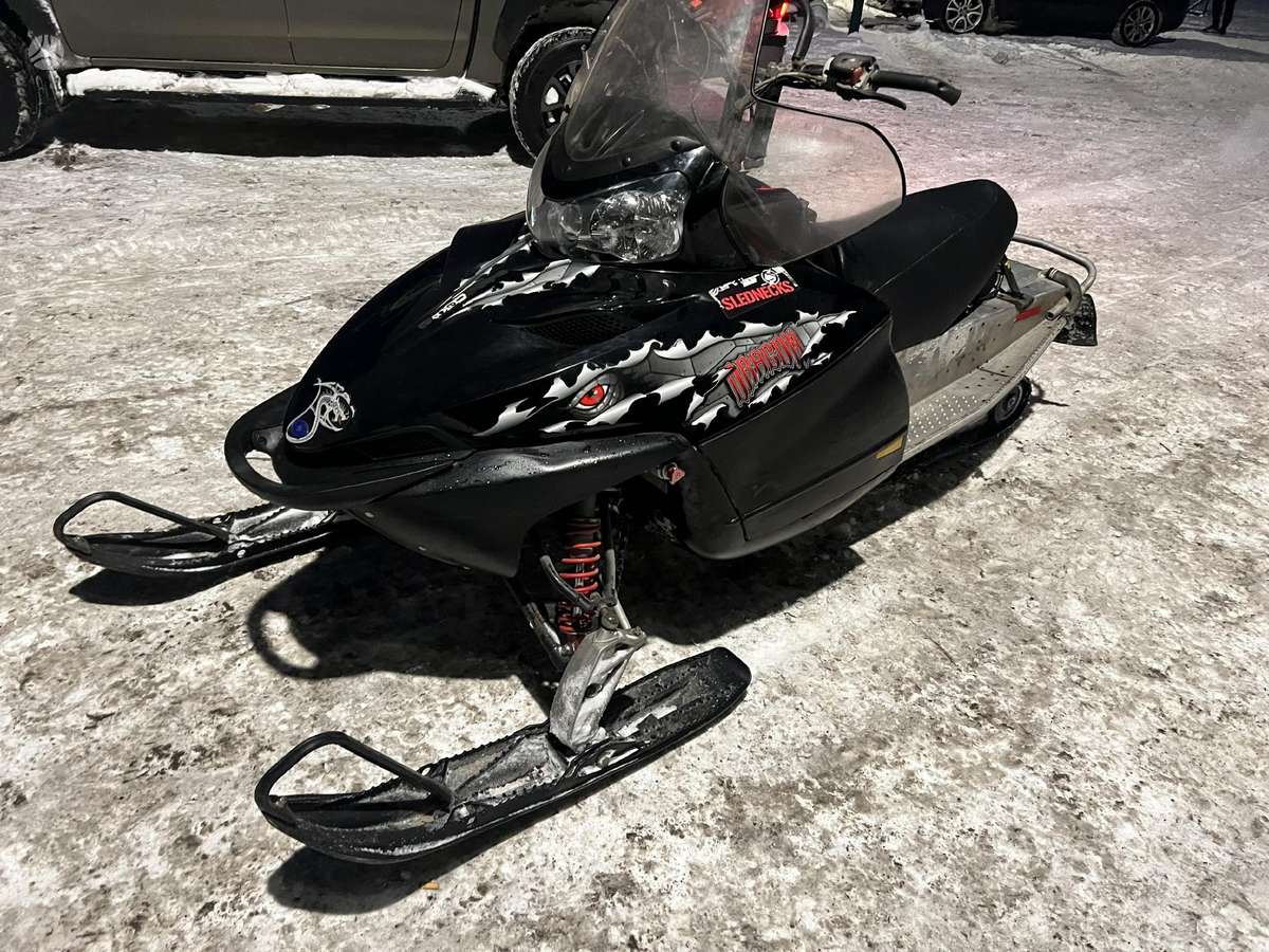 Polaris Dragon 600cc, снегоходы