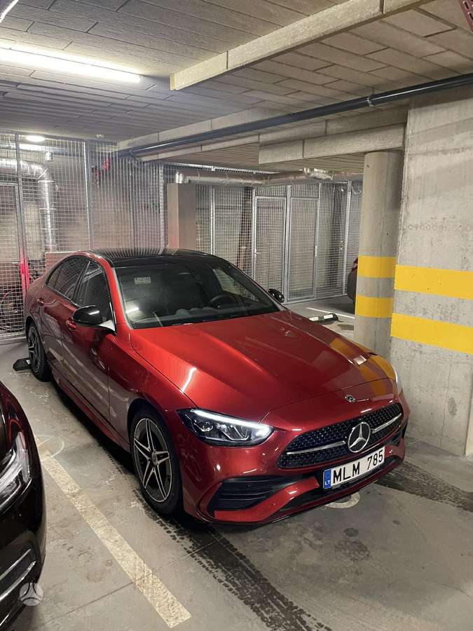 Mercedes-Benz C200, 2.0 l., Седан