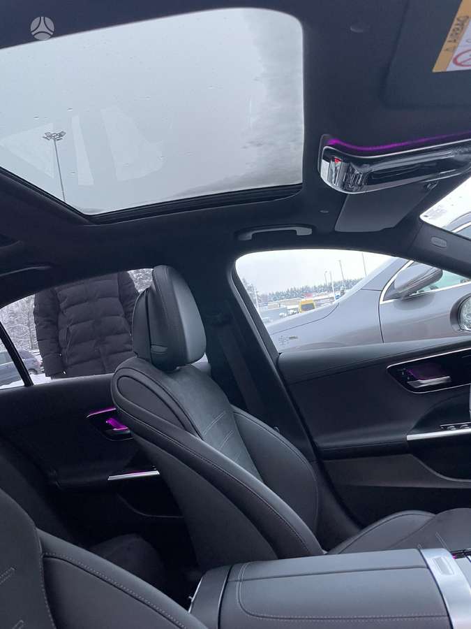Mercedes-Benz C200, 2.0 l., Седан