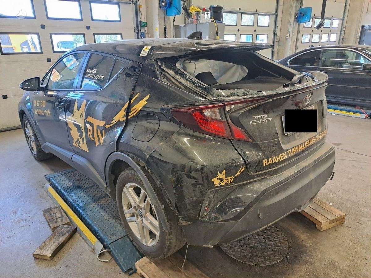 Toyota C-HR rezerves daļās