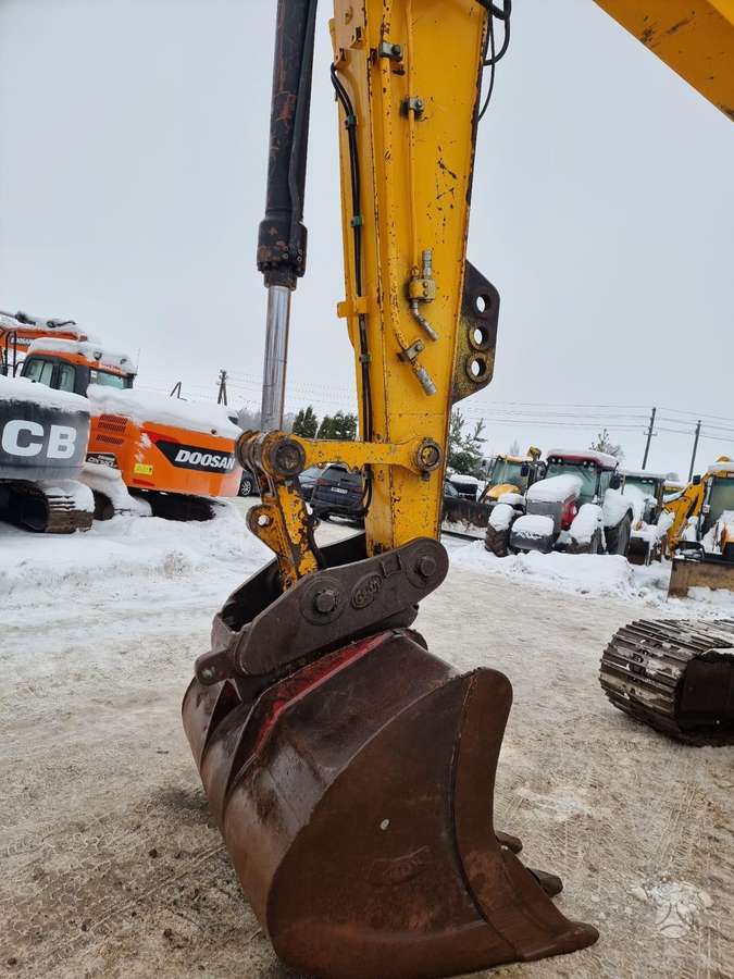 JCB JCB JS220LC, excavator
