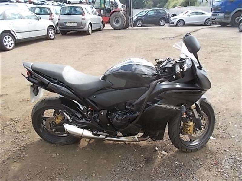 Honda CBR, sportiniai / superbikes