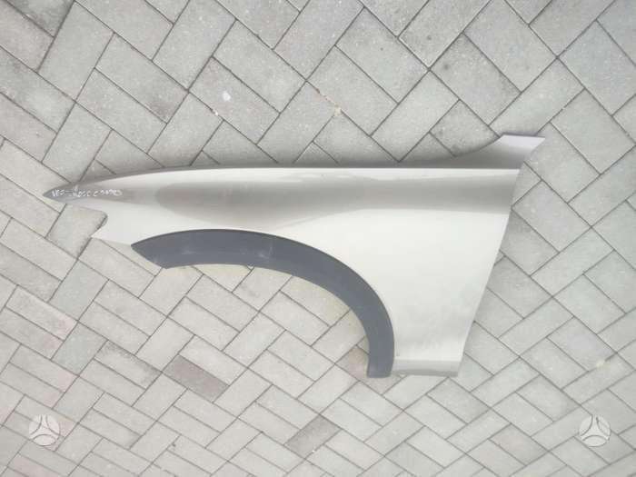Volvo S60 Devetos dalys nuotraukose