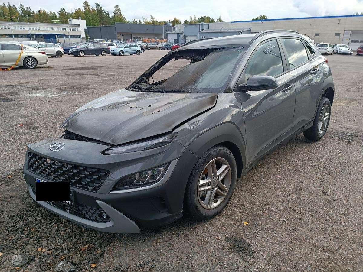 Hyundai Kona по частям