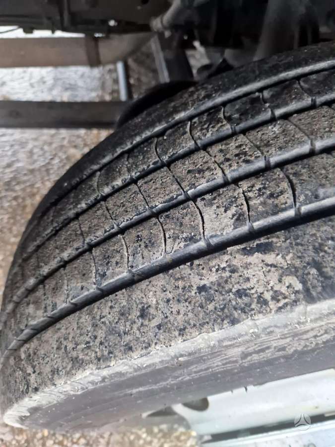 MAN TGL8.220, trucks