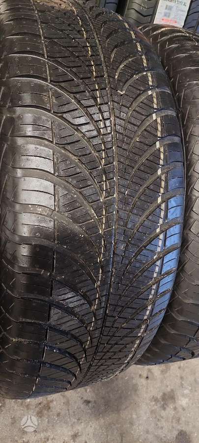Goodyear, all-season 255/60 R18