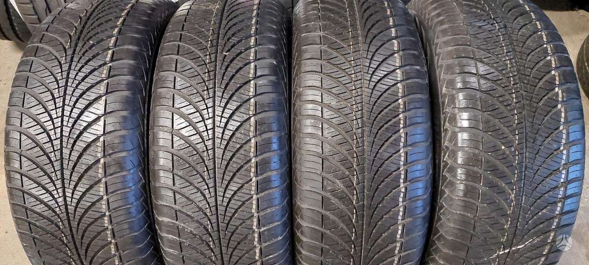 Goodyear, all-season 255/60 R18