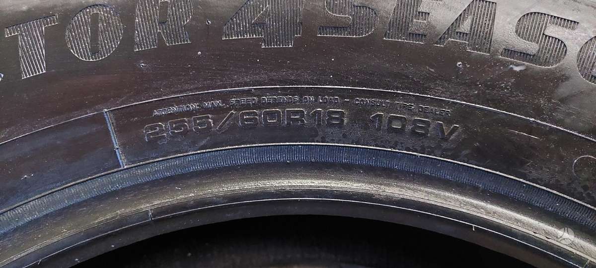 Goodyear, all-season 255/60 R18