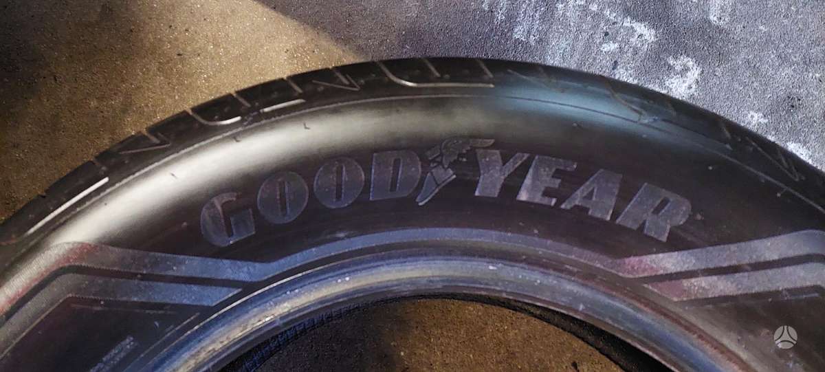 Goodyear, vasaras 255/60 R18