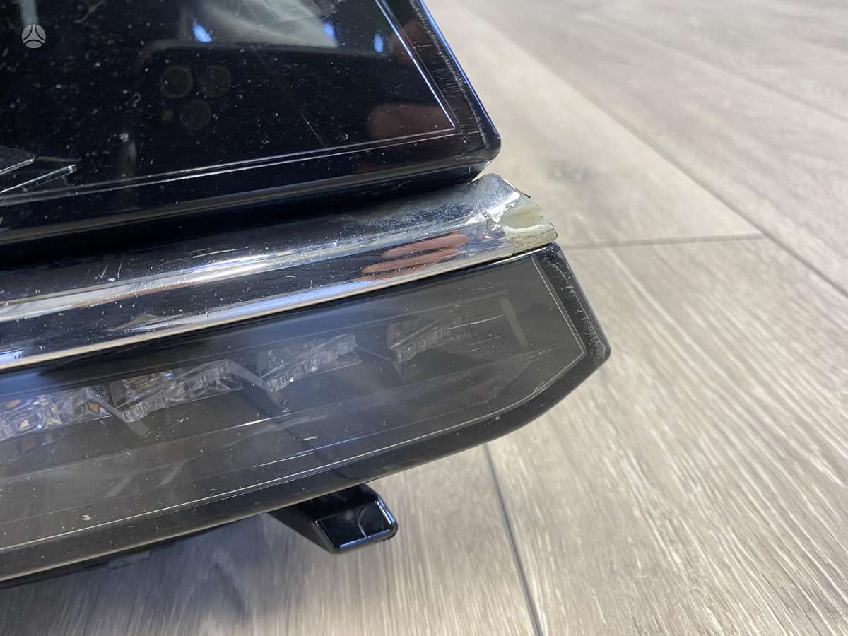 Volkswagen Tiguan lights
