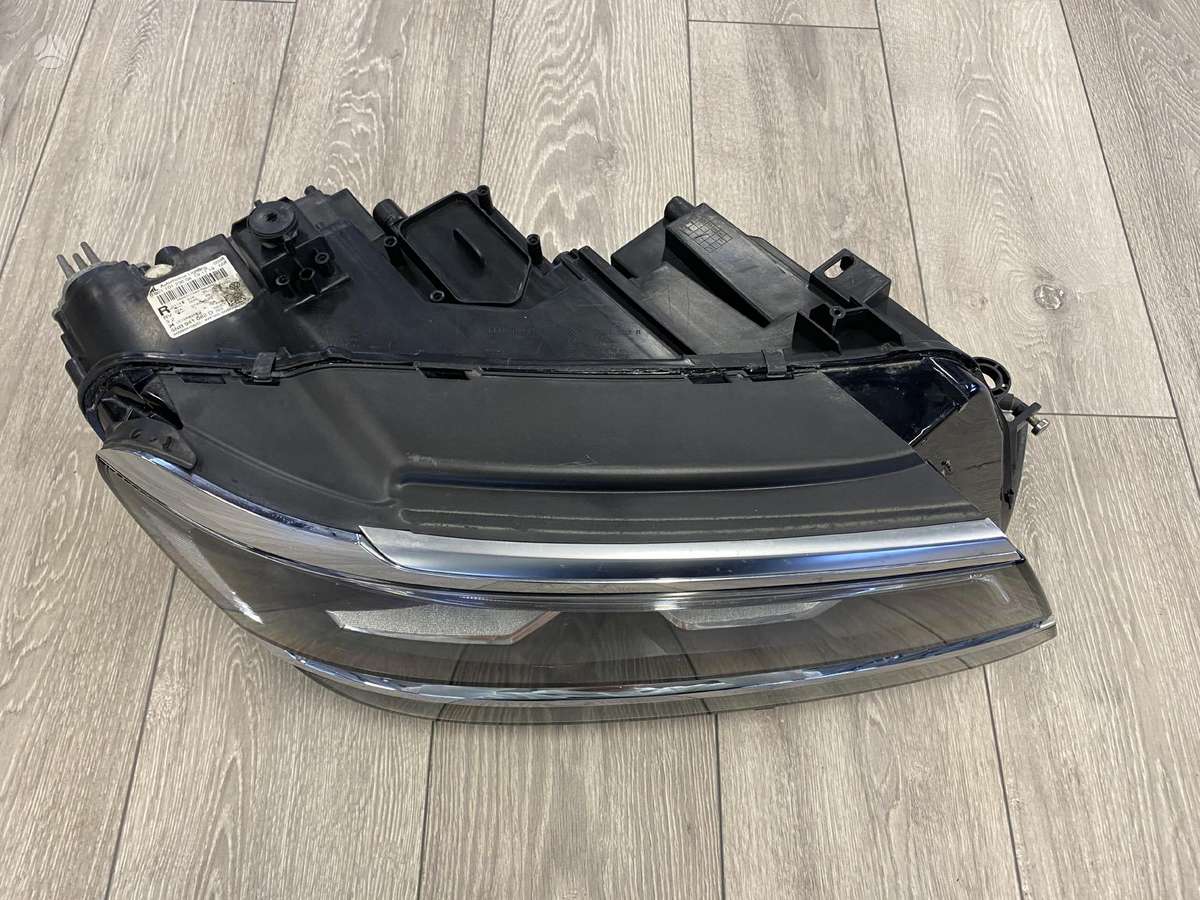 Volkswagen Tiguan lights