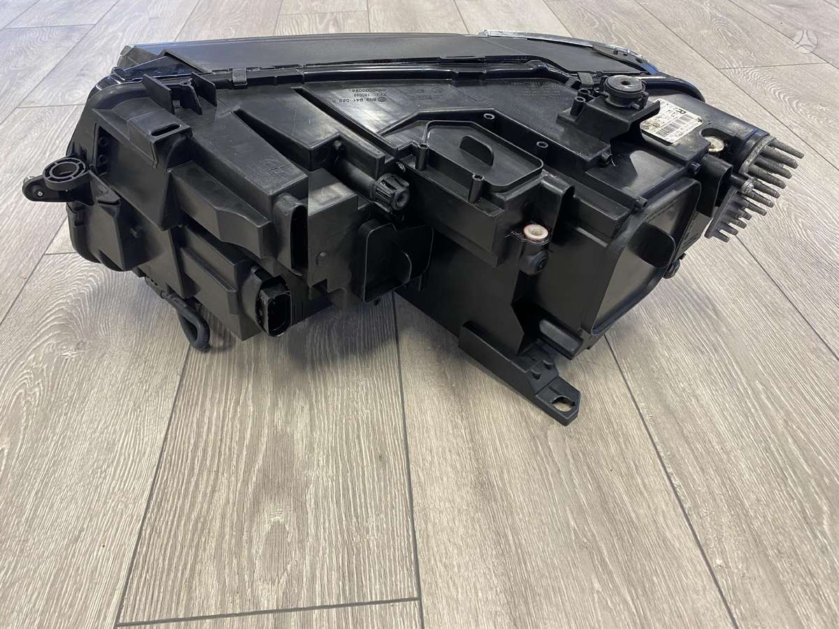 Volkswagen Tiguan lights