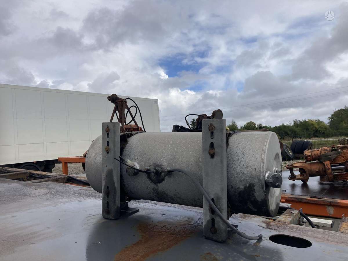 Schmitz SKO 24, refrigerated
