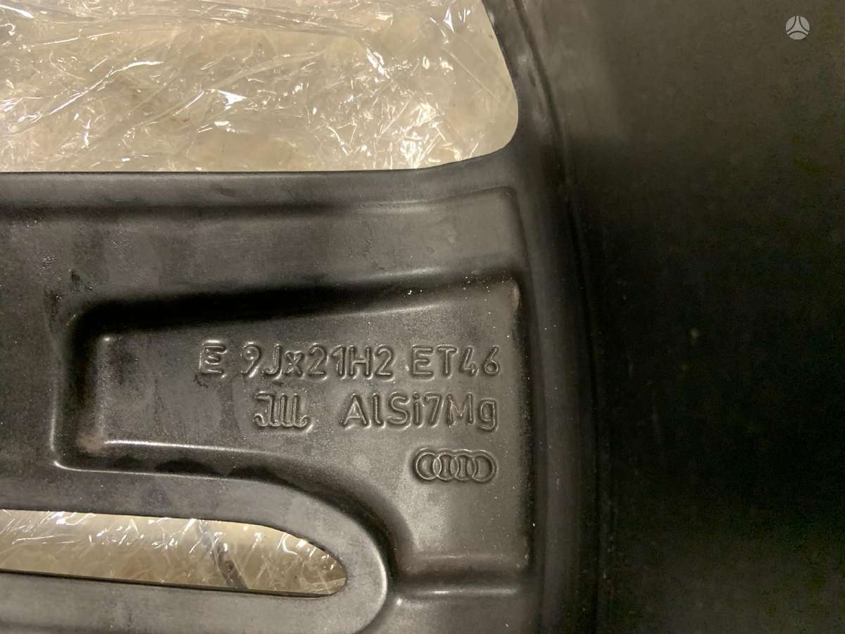 Audi 4G0601025DA, light alloy, R21