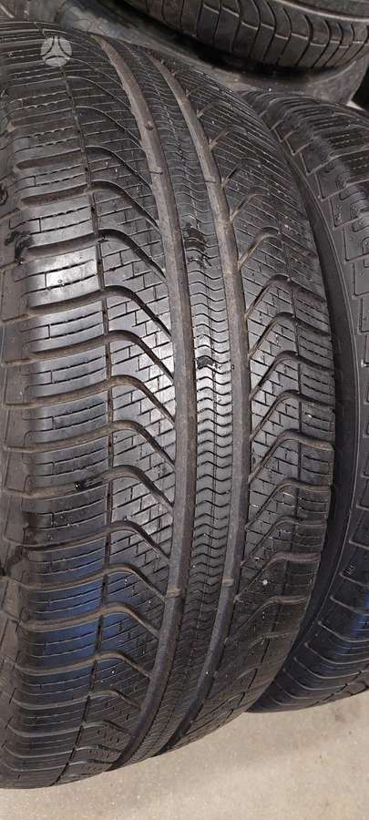 Pirelli, universalios 235/50 R18