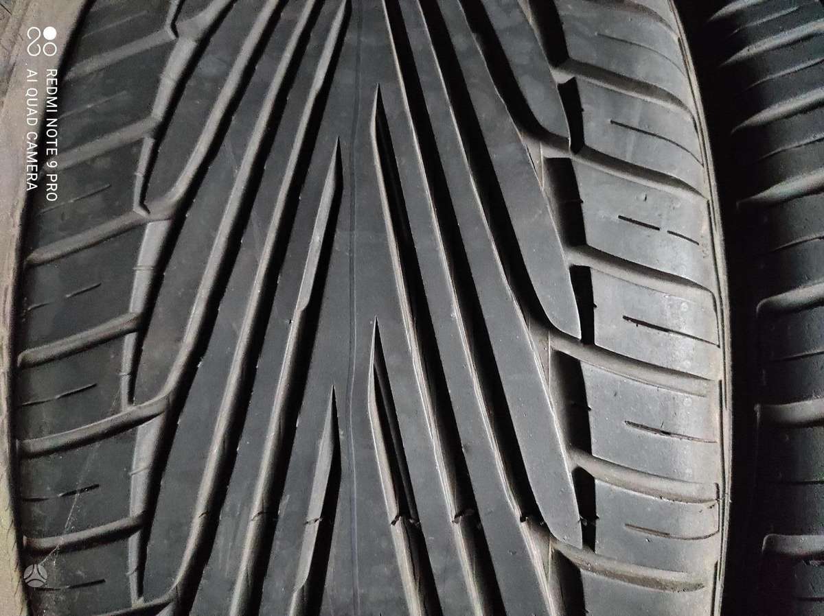 Bridgestone, vasaras 235/40 R17