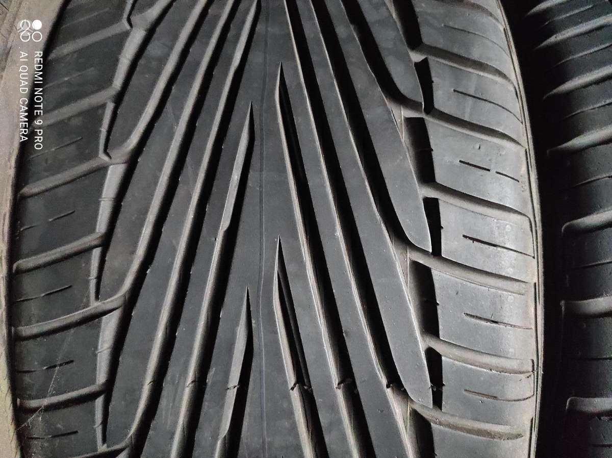 Bridgestone, vasarinės 235/40 R17