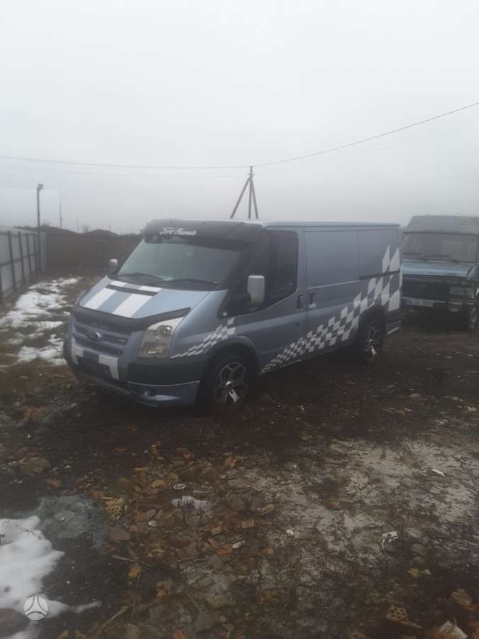 Ford Transit, krovininiai mikroautobusai
