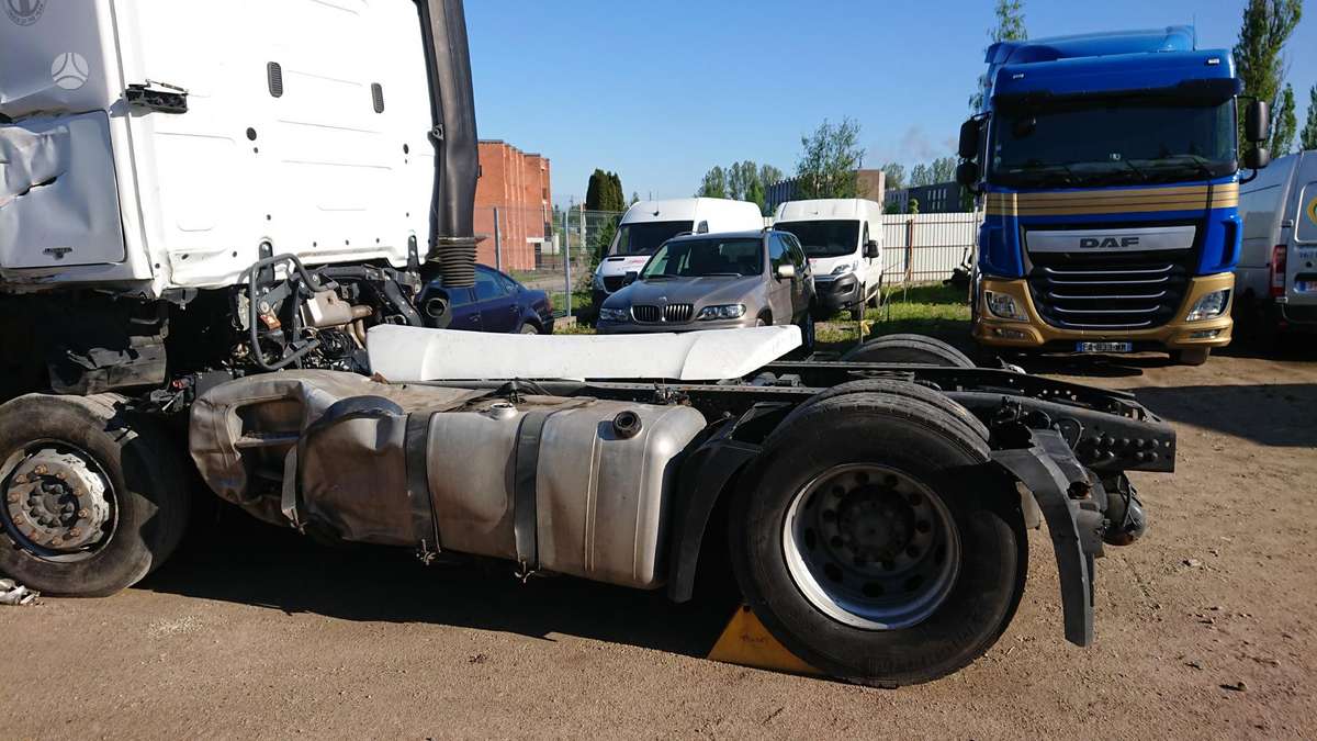 Mercedes-Benz Actros, vilcējs