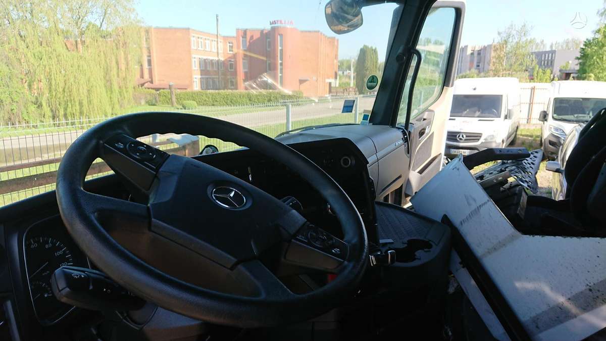 Mercedes-Benz Actros, vilcējs