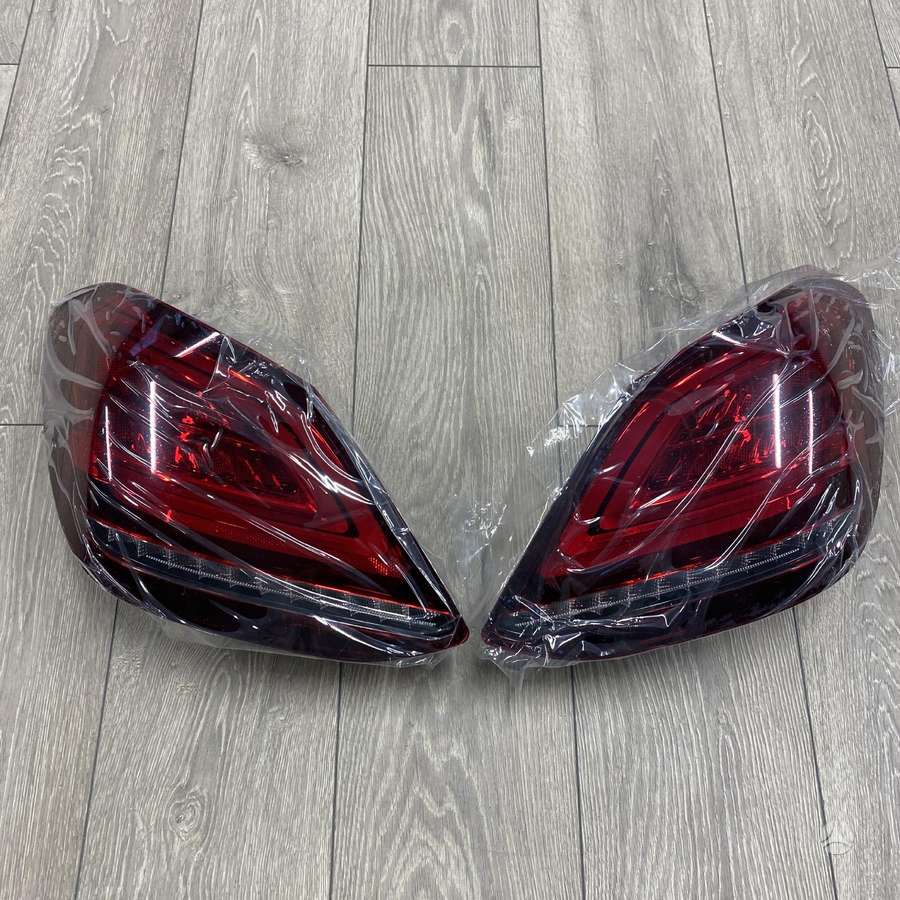 Mercedes-Benz C klasė lights