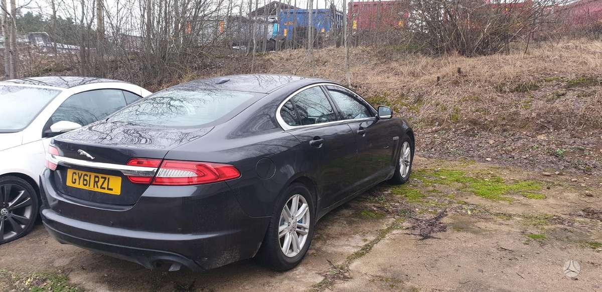Jaguar XF