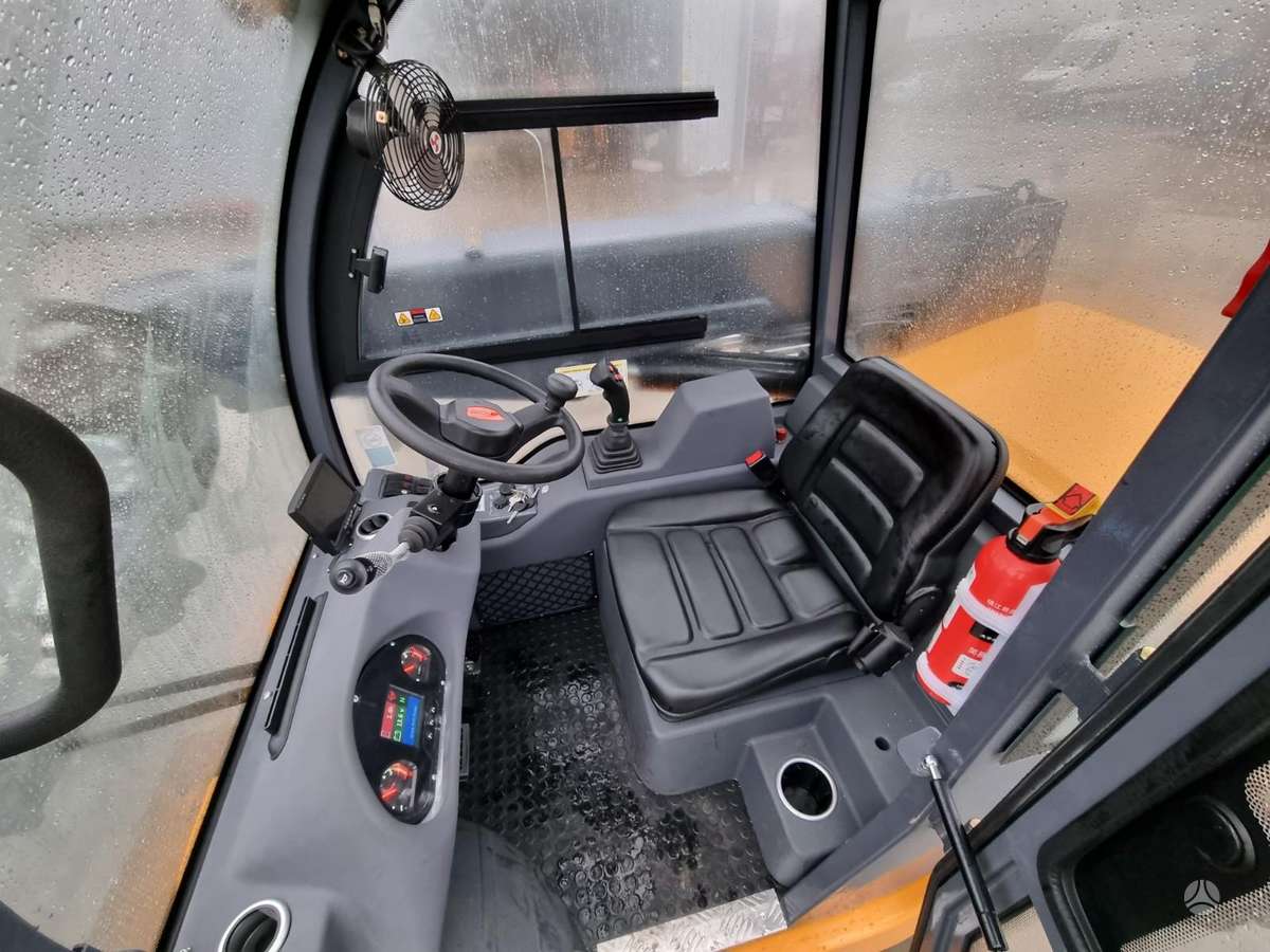 EVERUN ERT1500, самоходные погрузчики