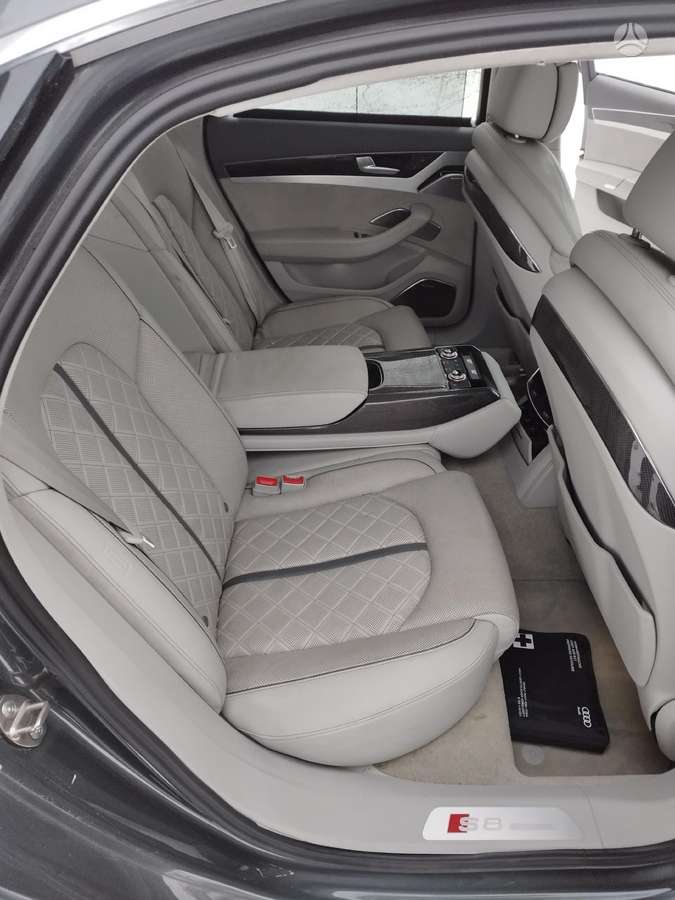 Audi S8 for parts