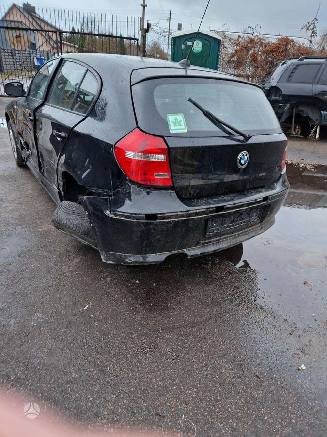 BMW 1 serija