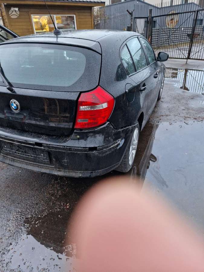 BMW 1 serija